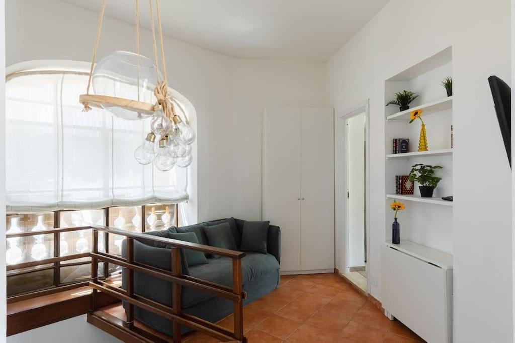 Penthouse With Jacuzzi On Private Terrace In Trastevere Rom Exteriör bild