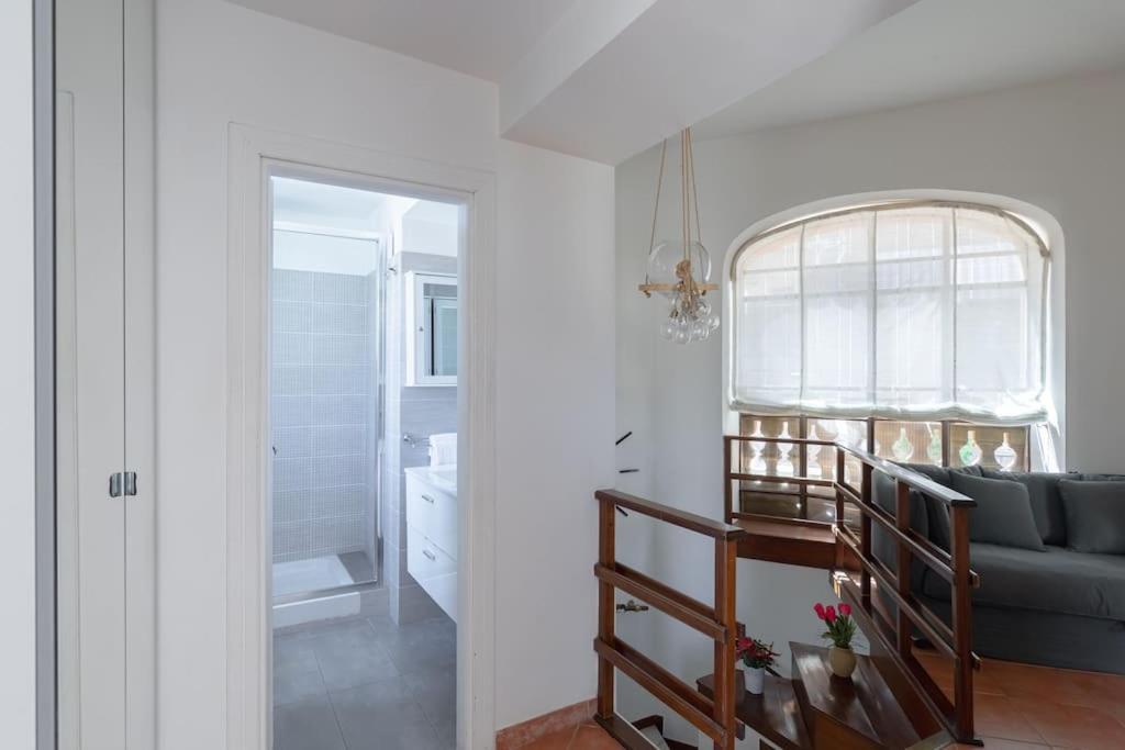 Penthouse With Jacuzzi On Private Terrace In Trastevere Rom Exteriör bild