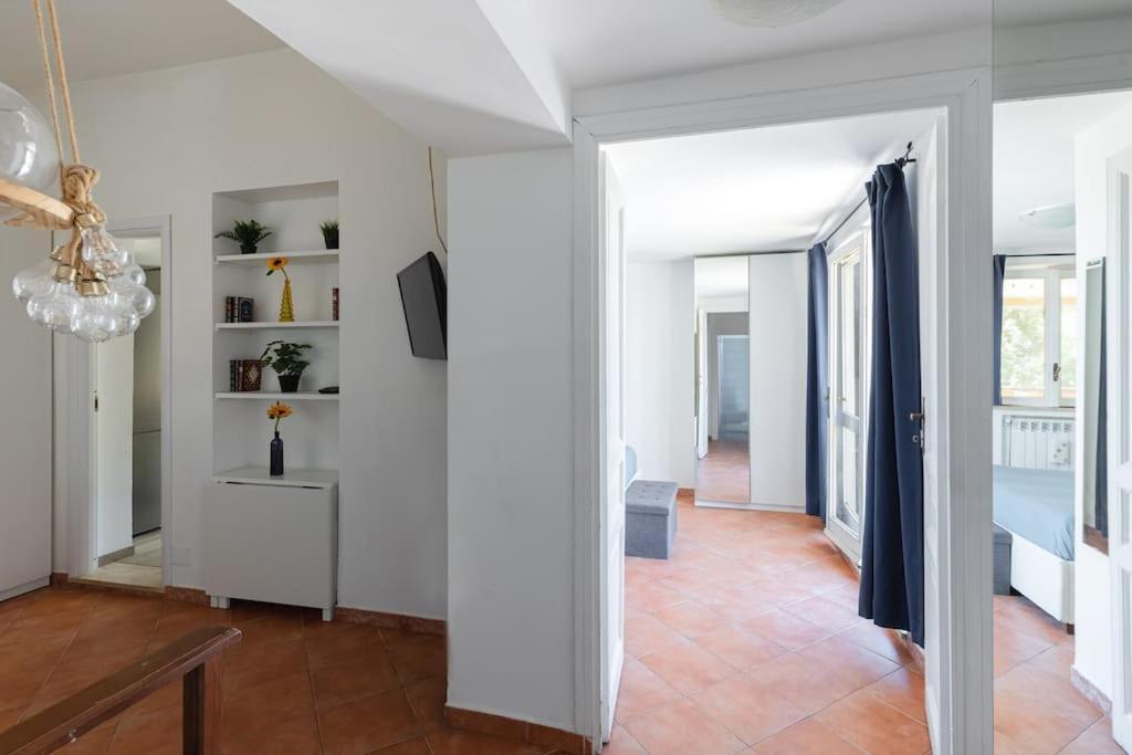 Penthouse With Jacuzzi On Private Terrace In Trastevere Rom Exteriör bild